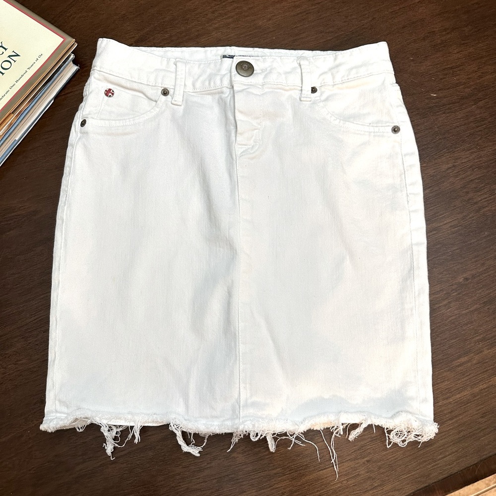 Hudson Raw Edge Denim Pencil Skirt. *I LOVE OFFERS!